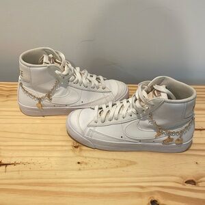 Nike Blazer mid xl women.